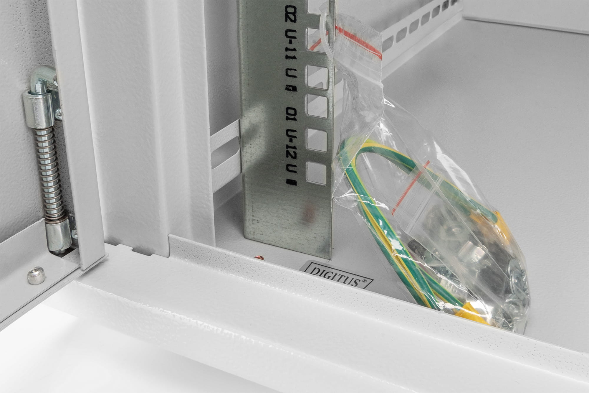 DIGITUS Wandgehäuse Dynamic Basic Serie - 600x450 mm (BxT) DIGITUS Wandgehäuse Dynamic Basic Serie - 600x450 mm (BxT)